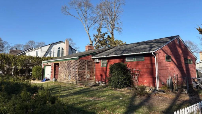 Sân sau nhà Rex Heuermann ở Massapequa Park, Long Island. Ảnh: BBC