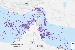 Lệnh phong tỏa eo biển Hormuz của Mỹ chính thức có hiệu lực, ông Trump tuyên bố sẽ đánh chìm tàu Iran
