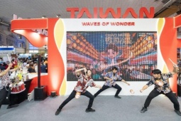 Không cần bay xa vẫn “du lịch Đài Loan”: Gian hàng VITM Hà Nội 2026 khiến giới trẻ thích thú