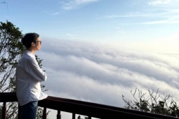 Địa điểm cách Hà Nội 60km có thể săn mây cả ngày, khách đến 4 lần chưa chán