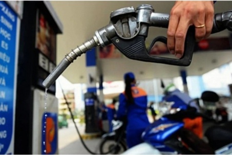 Giá xăng giảm sâu, giá hàng hóa, dịch vụ vẫn...đứng yên