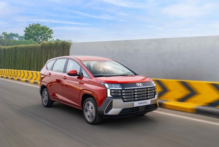 Stargazer “kèo dưới” nhưng nhiều công nghệ, Xpander có còn dễ thắng?