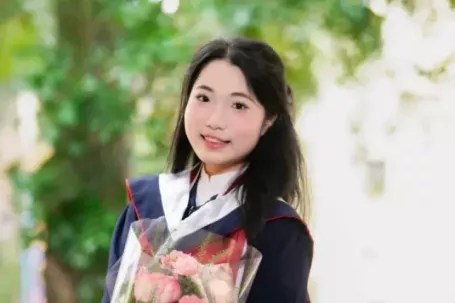 Thủ khoa kỳ thi HSA đợt 3 học 'trường làng': IELTS 7.0, không đi học thêm và duy trì thói quen ngủ trước 9 giờ 30 tối