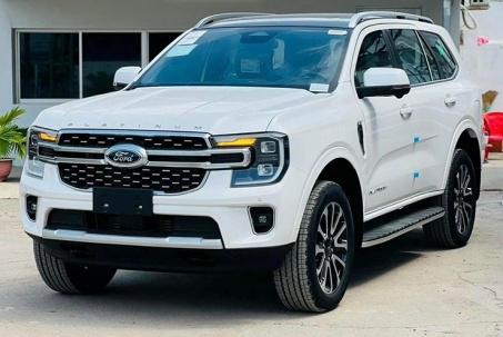 Ford Everest bản máy xăng có thể ra mắt tại Việt Nam vào tháng sau
