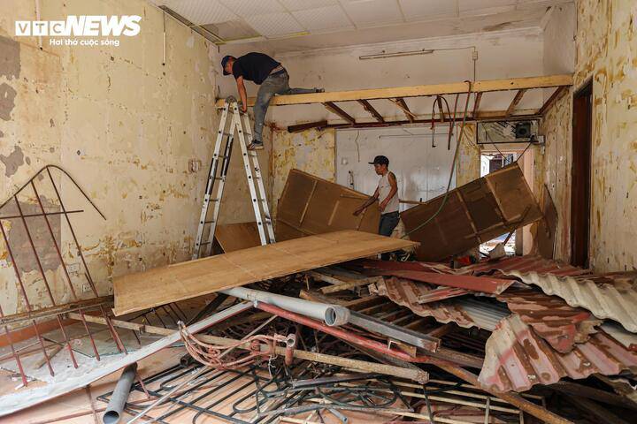 Hà Nội xây 'siêu cầu' hơn 20.000 tỷ đồng, người dân gấp rút dỡ nhà trả mặt bằng - 12