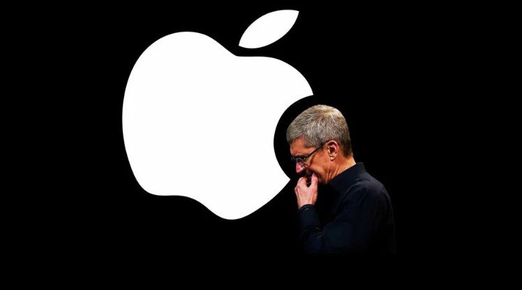 CEO Apple - Tim Cook.