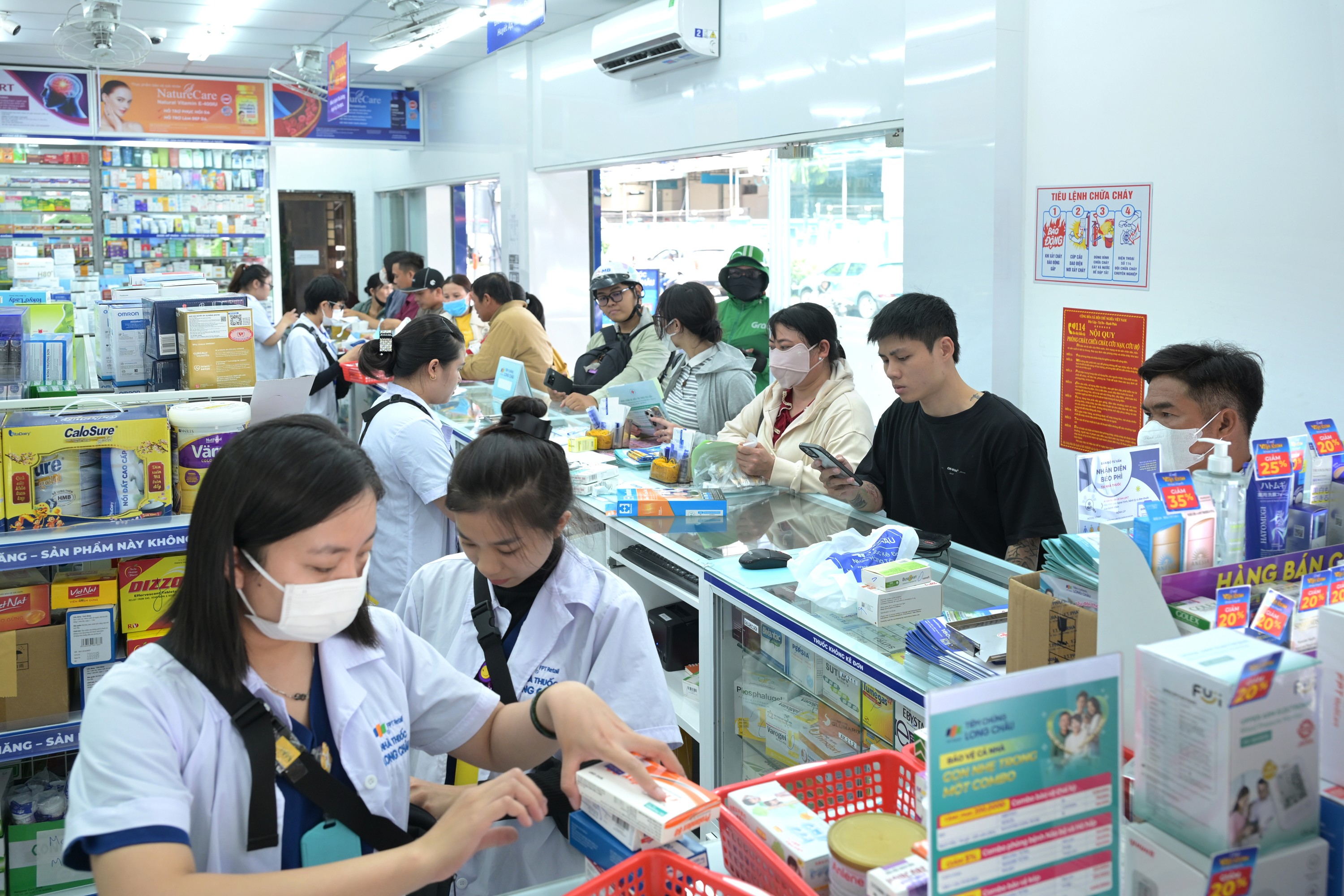 Long Châu là đơn vị tiên phong đưa các giải pháp thế hệ mới trong điều trị bệnh nặng, bệnh hiếm về Việt Nam.