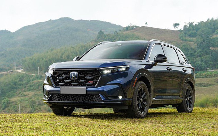 Hyundai Santa Fe, Mazda CX-8 và Honda CR-V: 7 chỗ đang bị “lạm dụng”? - 13