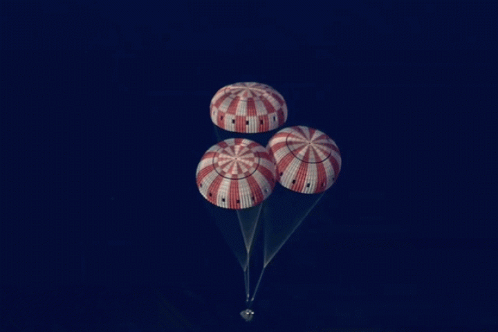 Công cuộc tính toán phía sau cú hạ cánh 'hoàn hảo' của Artemis II