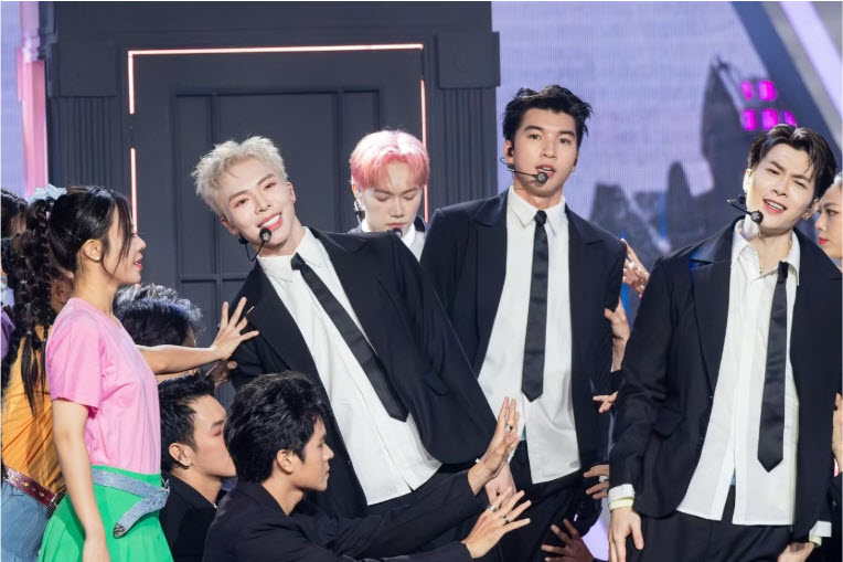 AI sẽ lấy đi hàng tỷ USD của nghệ sĩ như thế nào? - 2