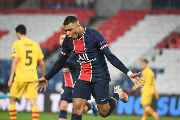 Lần gần nhất bị dẫn +2 bàn sau lượt đi trên sân nhà, Barca đã không vượt qua được PSG ở mùa 2020/21