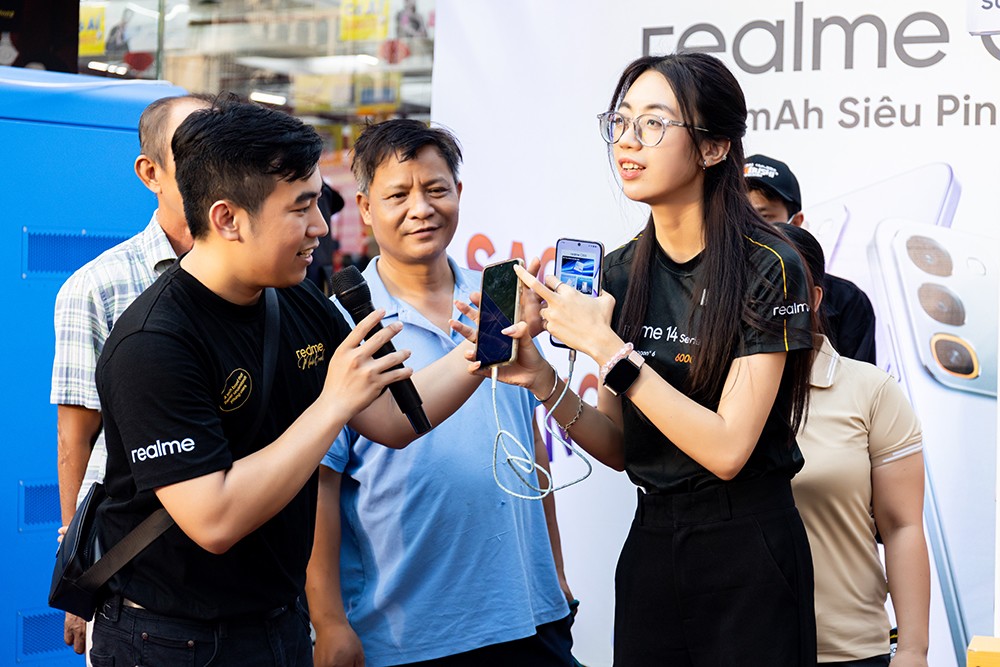 realme C100: Mẫu điện thoại “Siêu Pin, Siêu Bền” khiến khách hàng tại Thế Giới Di Động ấn tượng - 3
