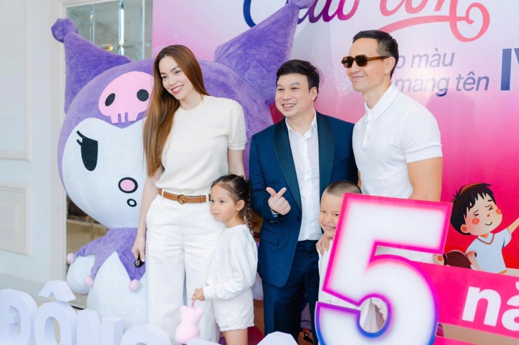 Học Hồ Ngọc Hà cách diện màu trắng 'sang xịn mịn': Tuyệt chiêu nâng tầm khí chất tuổi trung niên - 3