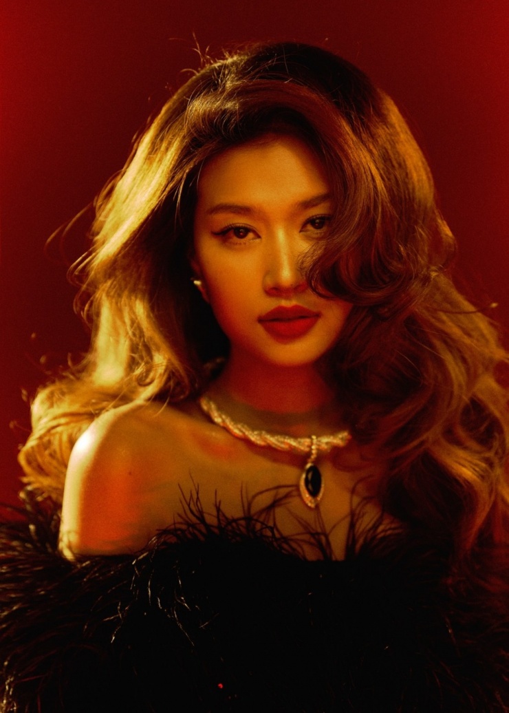 Đoàn Thiên Ân - cô gái nghèo thành diễn viên phim trăm tỷ - 12