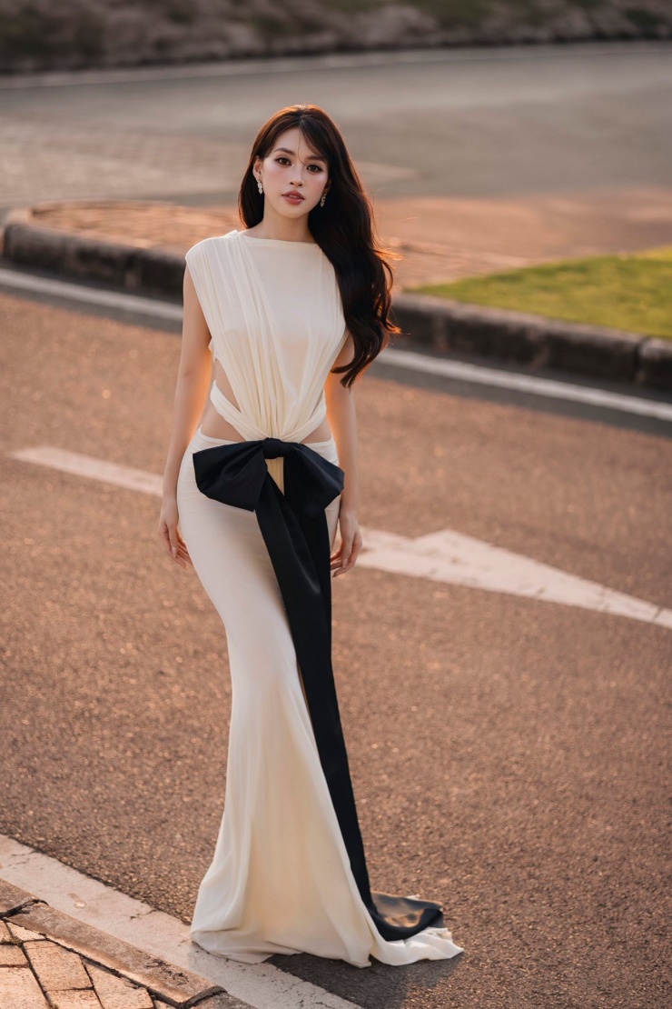 Fan trầm trồ thiết kế cut-out giúp Trần Tiểu Vy khoe 'thắt đáy lưng ong' gợi cảm - 6