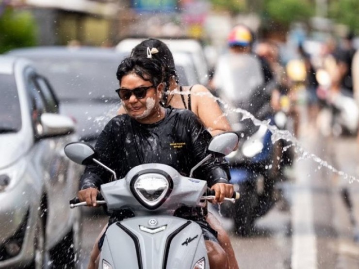 95 người chết trong lễ hội té nước