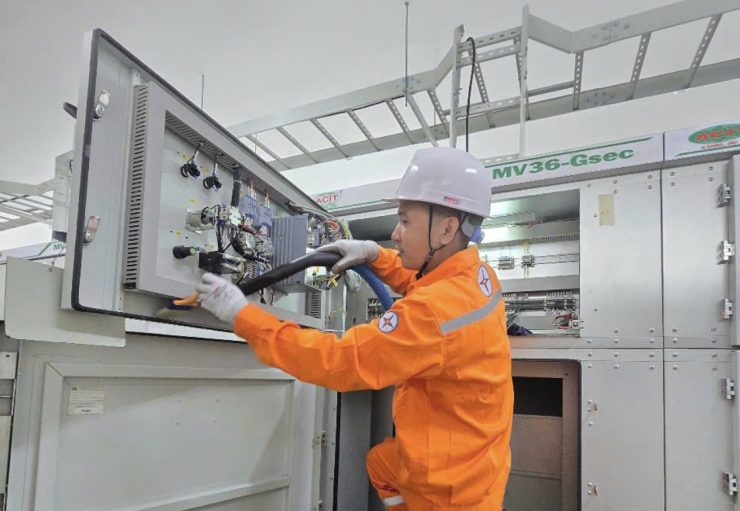 Bộ Công Thương đề xuất thay đổi quy định khung giờ cao điểm, thấp điểm và giờ bình thường của hệ thống điện quốc gia. Ảnh minh họa: EVNNPC