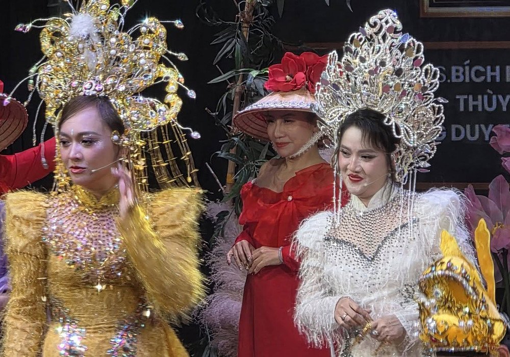 Nhạc sĩ Hamlet Trương - tác giả ca khúc nói chưa nhận được xin phép trình diễn ca khúc từ đơn vị tổ chức.&nbsp;