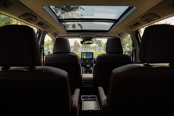 Giá xe Toyota Innova Cross mới nhất tháng 4/2026, rẻ nhất 730 triệu đồng - 12