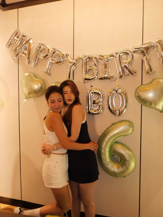 Kỳ Duyên âu yếm Đoàn Thiên Ân trong tiệc sinh nhật - 9