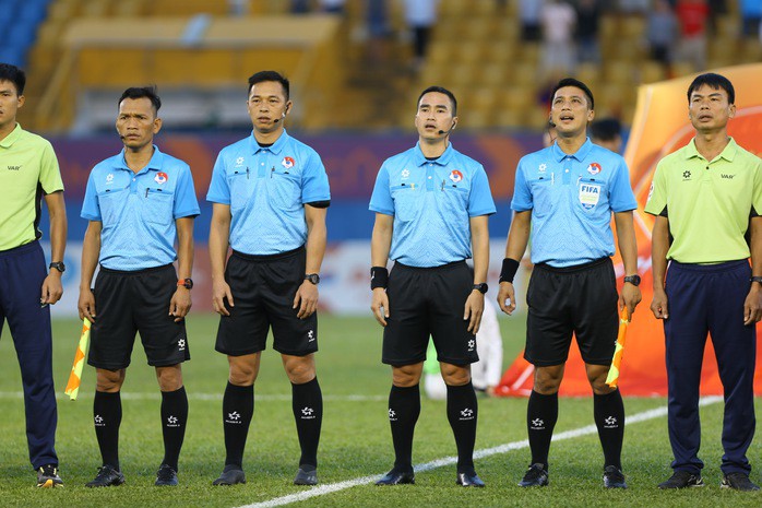 Cần sớm nâng tầm giải đấu, để một ngày không xa Việt Nam có trọng tài cầm còi tại FIFA World Cup. (Ảnh chỉ mang tính minh họa). Ảnh: QUANG LIÊM