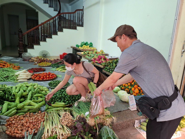 Giá rau, củ có xu hướng giảm nhẹ. Ảnh: Quỳnh Mai.