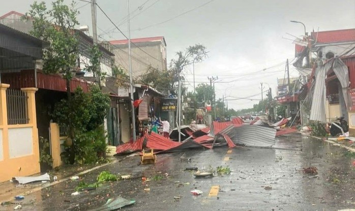 Người dân cần đặc biệt đề phòng dông lốc trong giai đoạn chuyển mùa