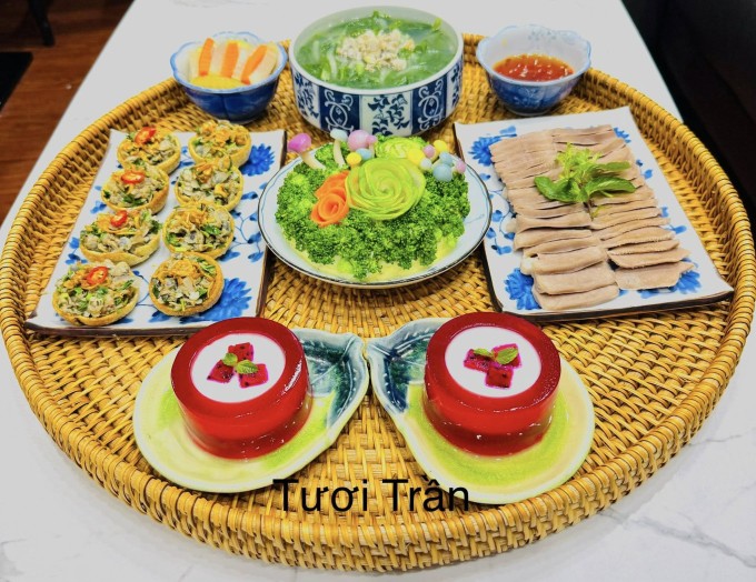 Những mâm cơm nhà 'đẹp như ở tiệm' của mẹ đảm Hà Nội - 14