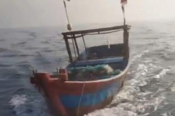 Cứu sống người đàn ông trôi dạt trên biển suốt 24 giờ ở Đắk Lắk