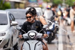 95 người chết trong lễ hội té nước