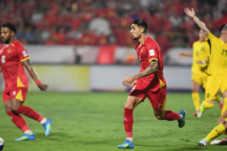 Đỗ Hoàng Hên: Tiếc không được khoác áo tuyển Việt Nam sớm hơn