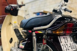 Honda Dream Thái 1991 máy 'zin' ở Hà Nội mua bằng 10 cây vàng, nay đắt ngang SH