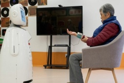 Cuộc sống tuổi xế chiều của 'thế hệ không sinh con' đầu tiên