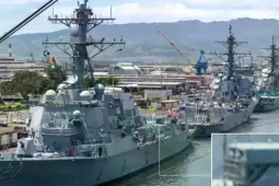 Vũ khí bí ẩn chưa từng biết đến bất ngờ hiện diện trên khu trục hạm Mỹ