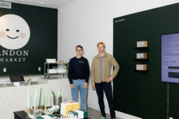 Thử nghiệm đưa 100.000 USD cho AI mở cửa hàng