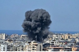 Italia đình chỉ hợp tác quốc phòng với Israel