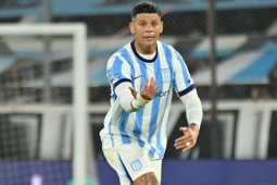 Tin mới nhất bóng đá trưa 14/4: Cựu sao MU lĩnh thẻ đỏ vì đánh nguội