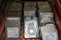 Mua ổ cứng cũ: "Kèo thơm" tiết kiệm chi phí hay canh bạc đánh đổi dữ liệu?