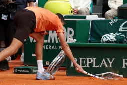 Nóng nhất thể thao trưa 14/4: Medvedev bị phạt nặng sau khi đập vợt ở Monte Carlo