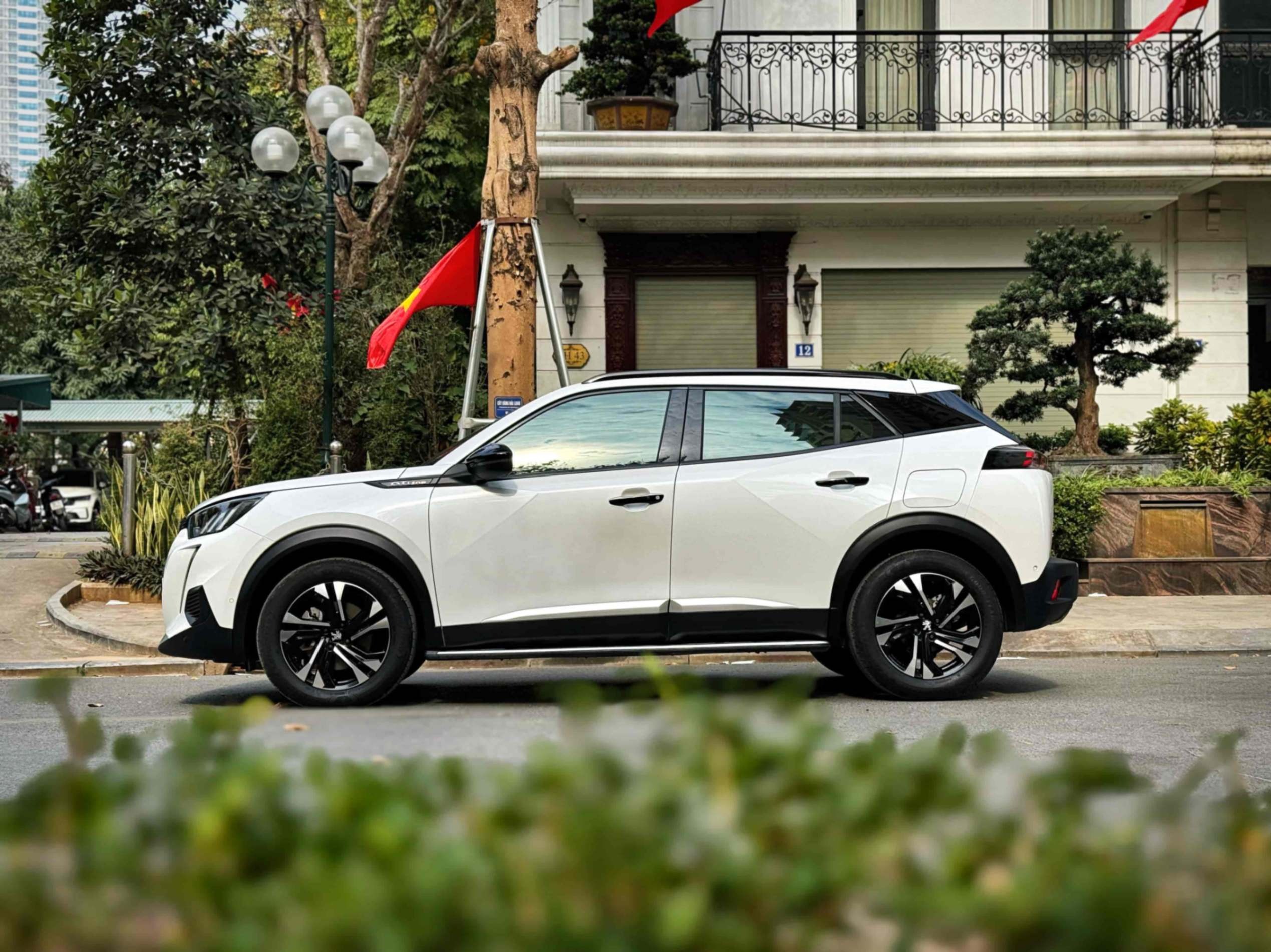 Những mẫu SUV rớt giá nhanh trên thị trường xe cũ - 1