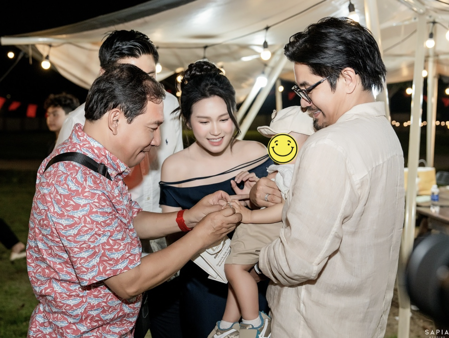 Lần gần nhất, bố vợ Đoàn văn Hậu công khai xuất hiện là vào dịp sinh nhật 1 tuổi của cháu trai hồi tháng 5/2025. Trước đó, một khoảnh khắc khác là khi Doãn Hải My và Đoàn Văn Hậu tổ chức tiệc đầy tháng cho con trai vào tháng 6/2024.