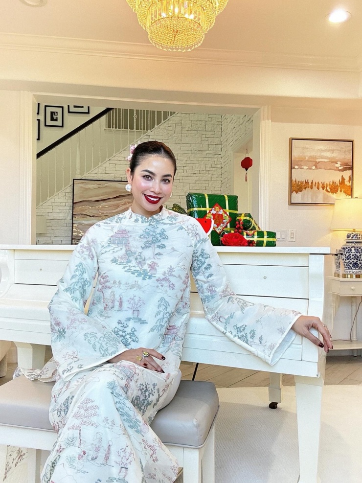 Sắc vóc Hoa hậu Phạm Hương ở tuổi 35 - 7