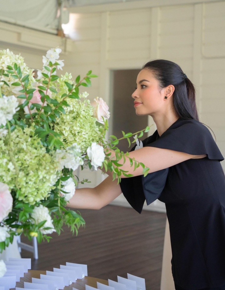 Sắc vóc Hoa hậu Phạm Hương ở tuổi 35 - 10