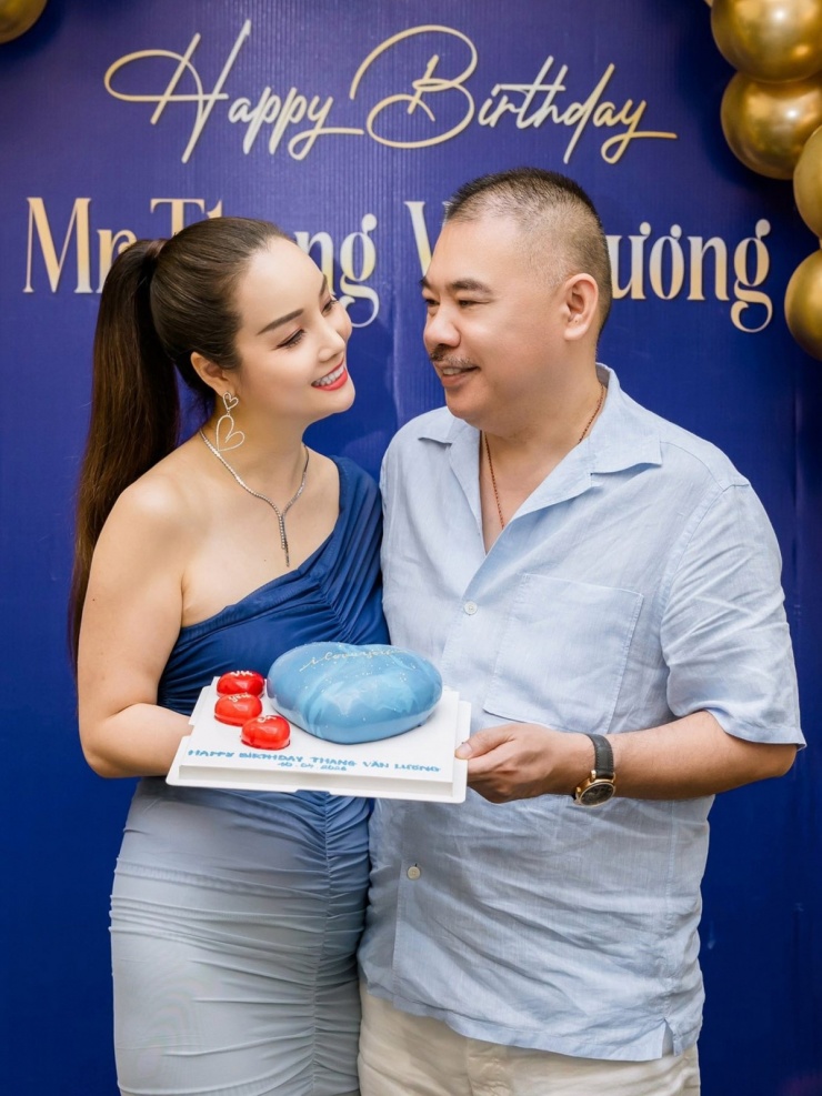 Ảnh sao 15/4: 'Công chúa hàng hiệu' Tiên Nguyễn xách túi tiền tỷ ở Thụy Sĩ - 3