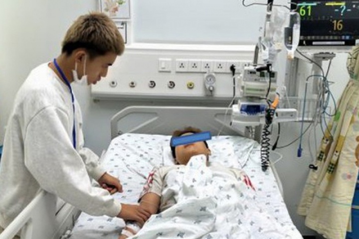 Nam sinh 15 tuổi bất ngờ liệt toàn thân khi chơi thể thao: Nguyên nhân từ 1 bệnh lý hiếm gặp