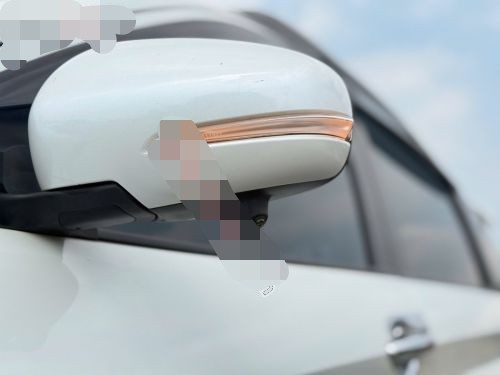 Ảnh thực tế một số chi tiết của chiếc Suzuki XL7 cũ được rao bán.