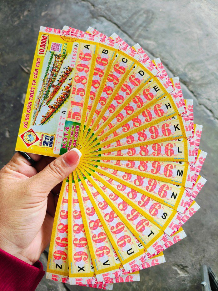 Chiều 15-4, xổ số miền Nam tìm ra nơi trúng 2 giải độc đắc - 4