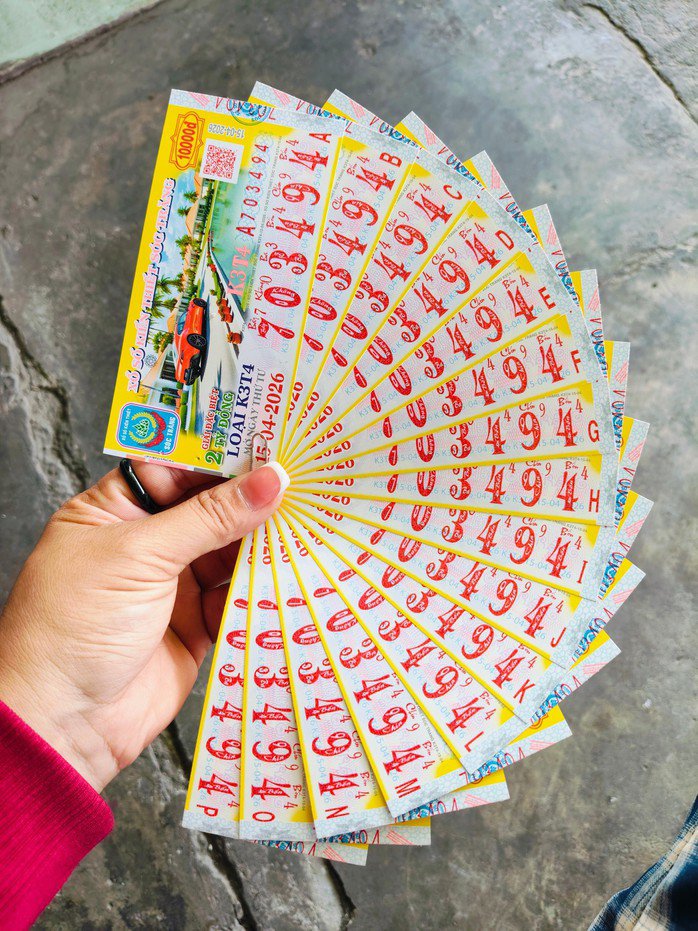 Chiều 15-4, xổ số miền Nam tìm ra nơi trúng 2 giải độc đắc - 5