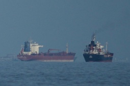 Quân đội Mỹ thiết lập phong tỏa tại vịnh Oman để chặn tàu ra vào Iran