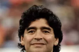 Tiết lộ chấn động về cái chết của huyền thoại Diego Maradona